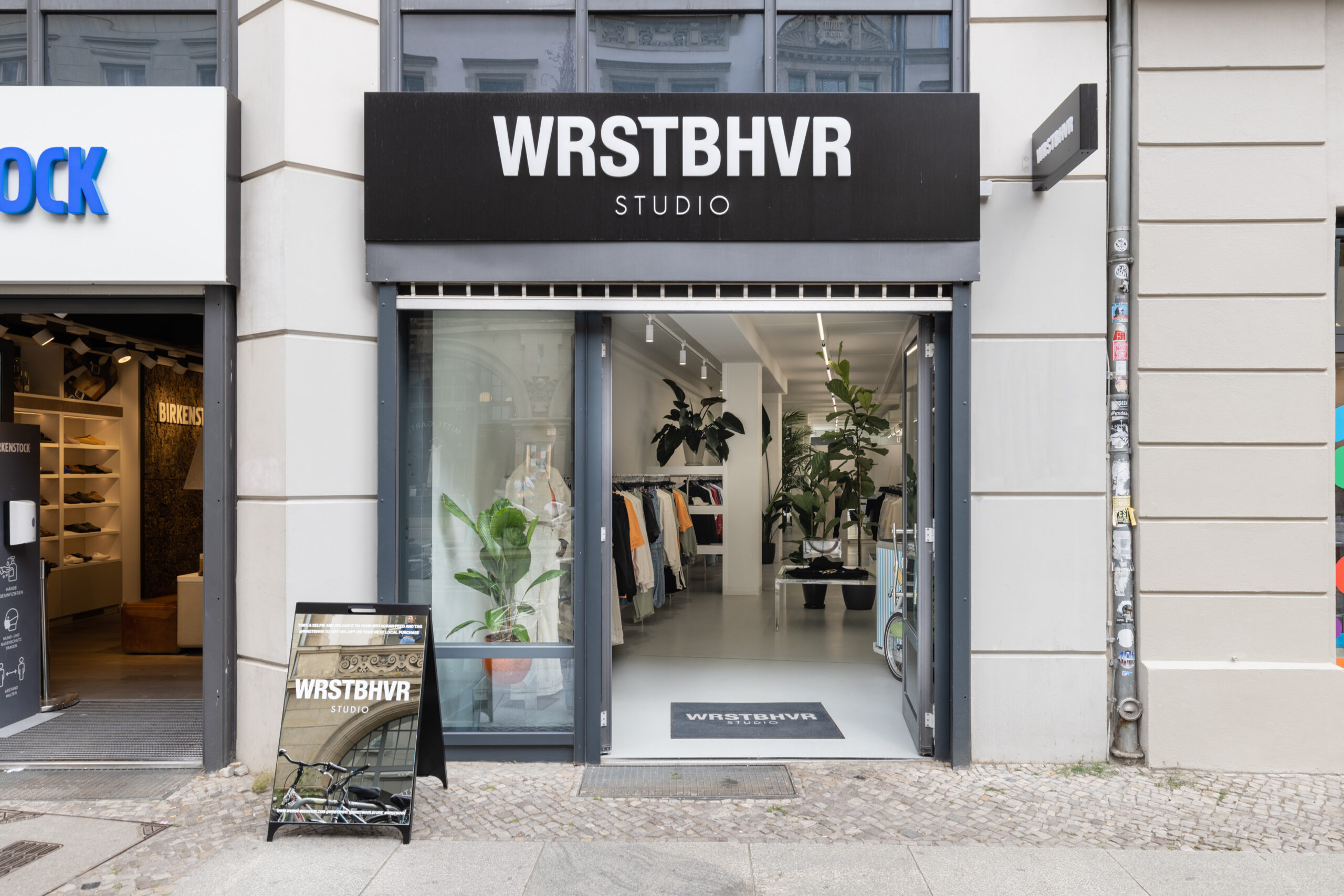 WRST BHVR Store-4